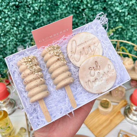 Mini Eid Mubarak Cakesicle & Biscuit Treat Box Gift